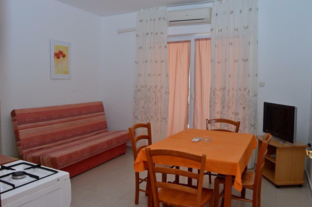 Apartments Macak نوفاليا المظهر الخارجي الصورة